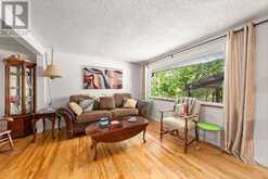 14 WYCHWOOD DRIVE E | Fenelon Falls Ontario | Slide Image Nine