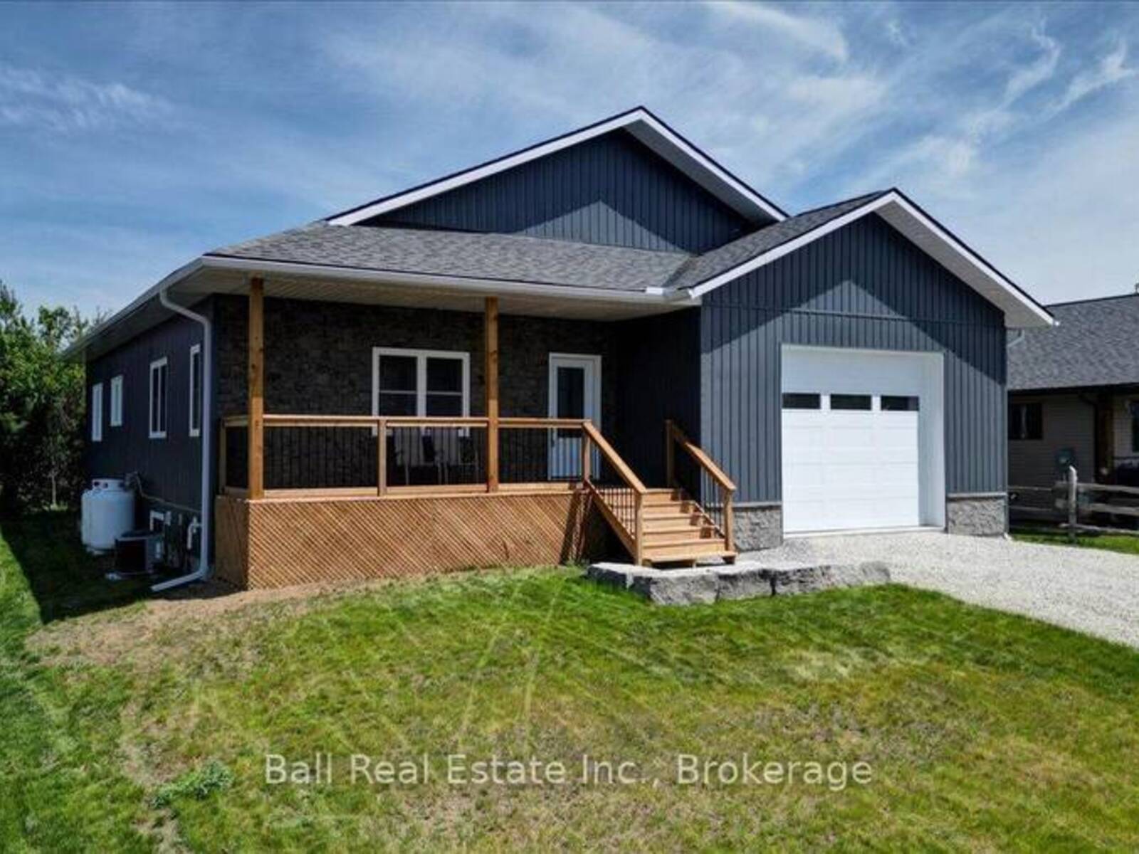 9 WILLIAMS DRIVE, Bancroft, Ontario K0L 1C0