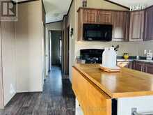 8 CRICKET LN - 486 COUNTY ROAD 18 | Prince Edward Ontario | Slide Image Twelve