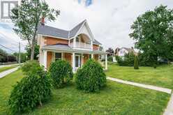 135 COLBORNE STREET | Fenelon Falls Ontario | Slide Image Three