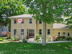1 SIMMONS COURT Quinte West Ontario, K8V 6M9