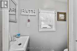 23 MANOR ROAD | Kawartha Lakes Ontario | Slide Image Thirty