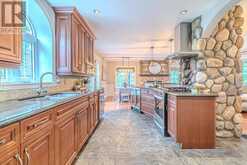 7725 LESKARD ROAD N | Orono Ontario | Slide Image Six