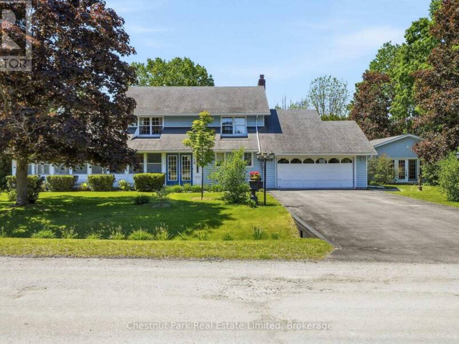 18 CARRIAGE LANE, Quinte West, Ontario K0K 1L0