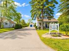 15 PRINCE STREET W | Bobcaygeon Ontario | Slide Image Four