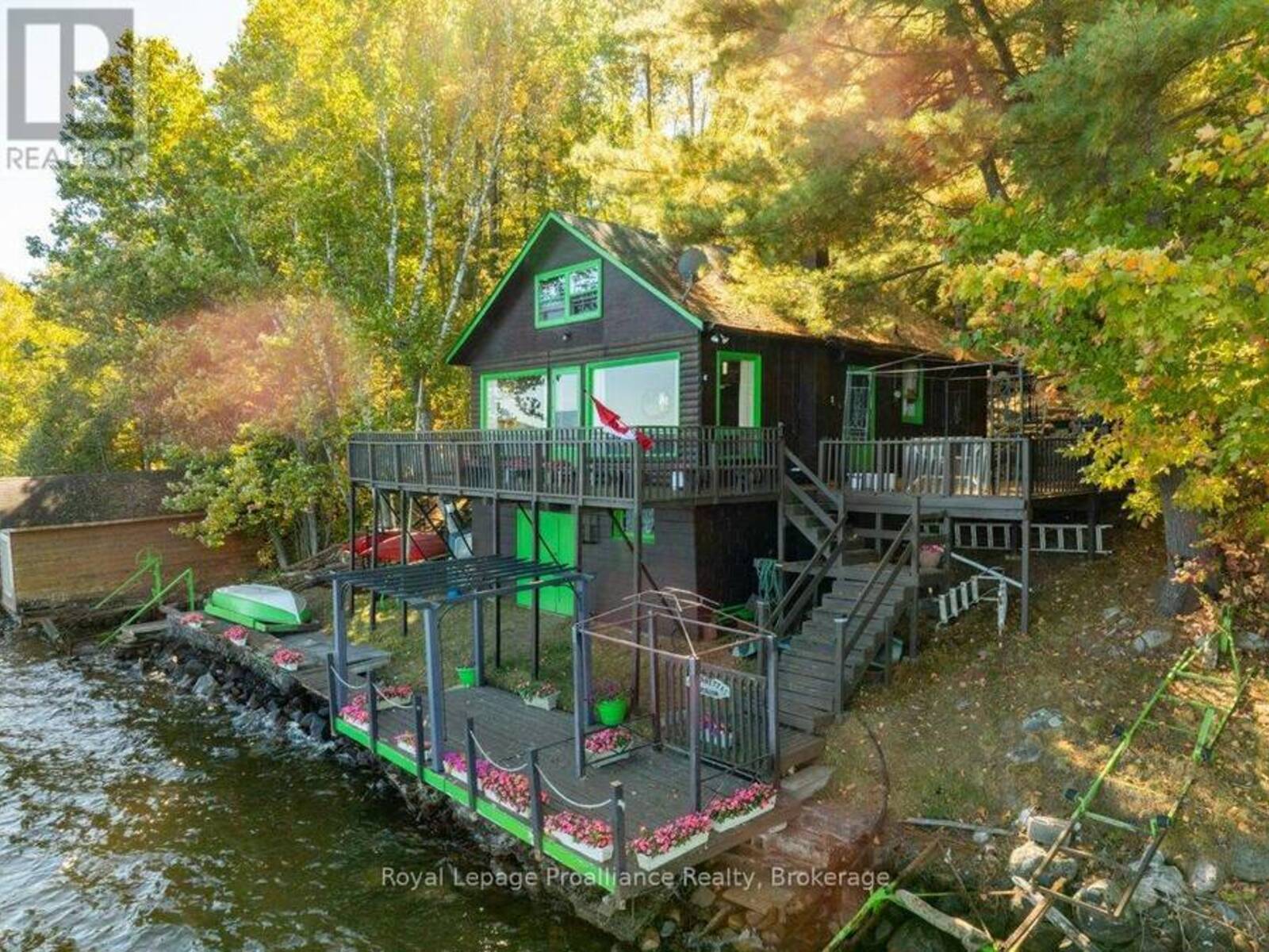 103 NORTH MAZINAW ROAD, Addington Highlands, Ontario K0H 1K0