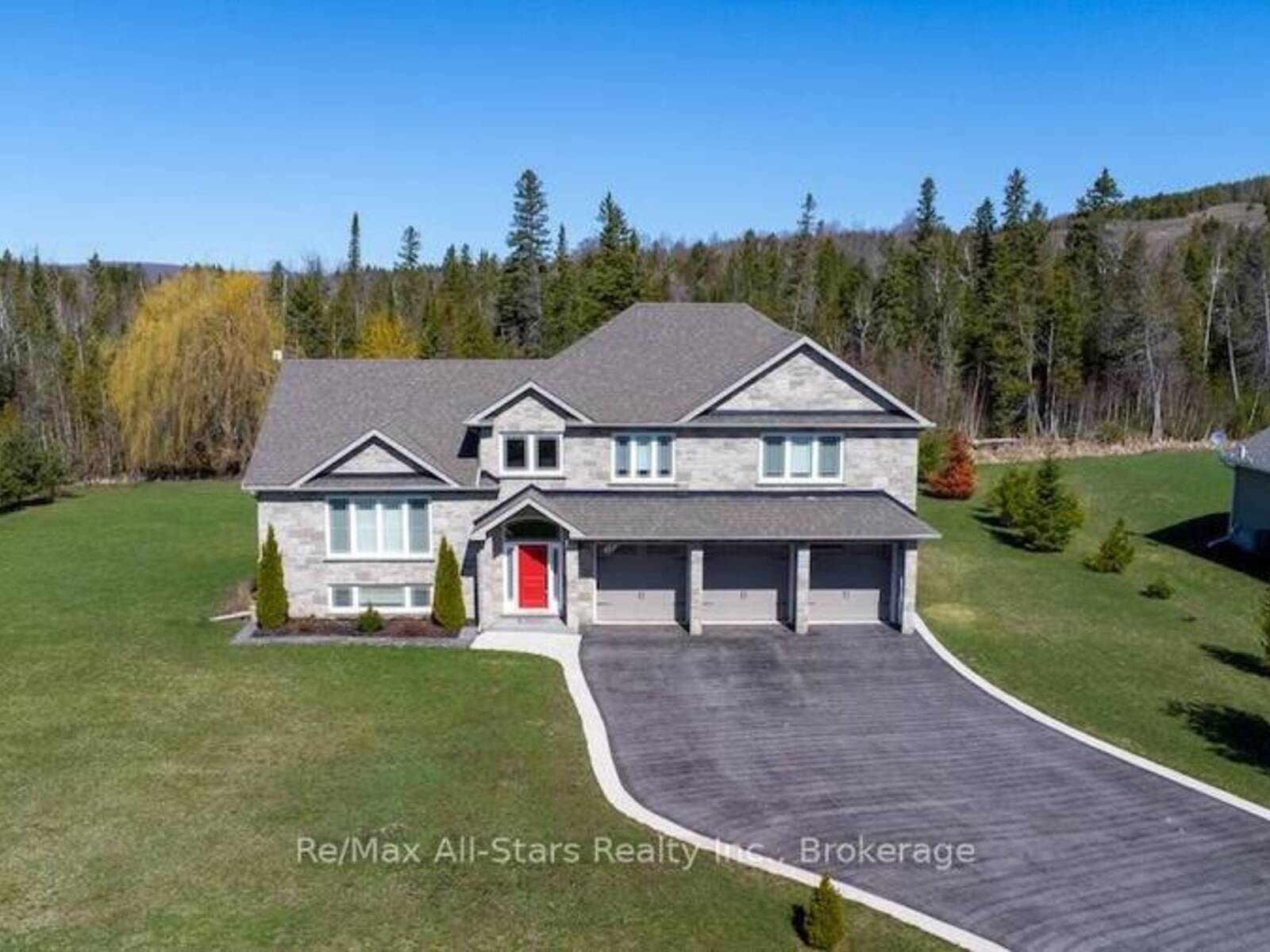 15 RUSTLEWOOD AVENUE, Kawartha Lakes, Ontario L0A 1A0