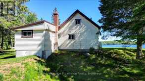 348 STEENBURG LAKE ROAD N | Tudor and Cashel Ontario | Slide Image Ten