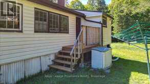348 STEENBURG LAKE ROAD N | Tudor and Cashel Ontario | Slide Image Nine