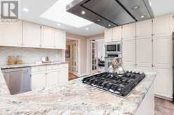 27 CEDAR CRESCENT | Kawartha Lakes Ontario | Slide Image Twelve
