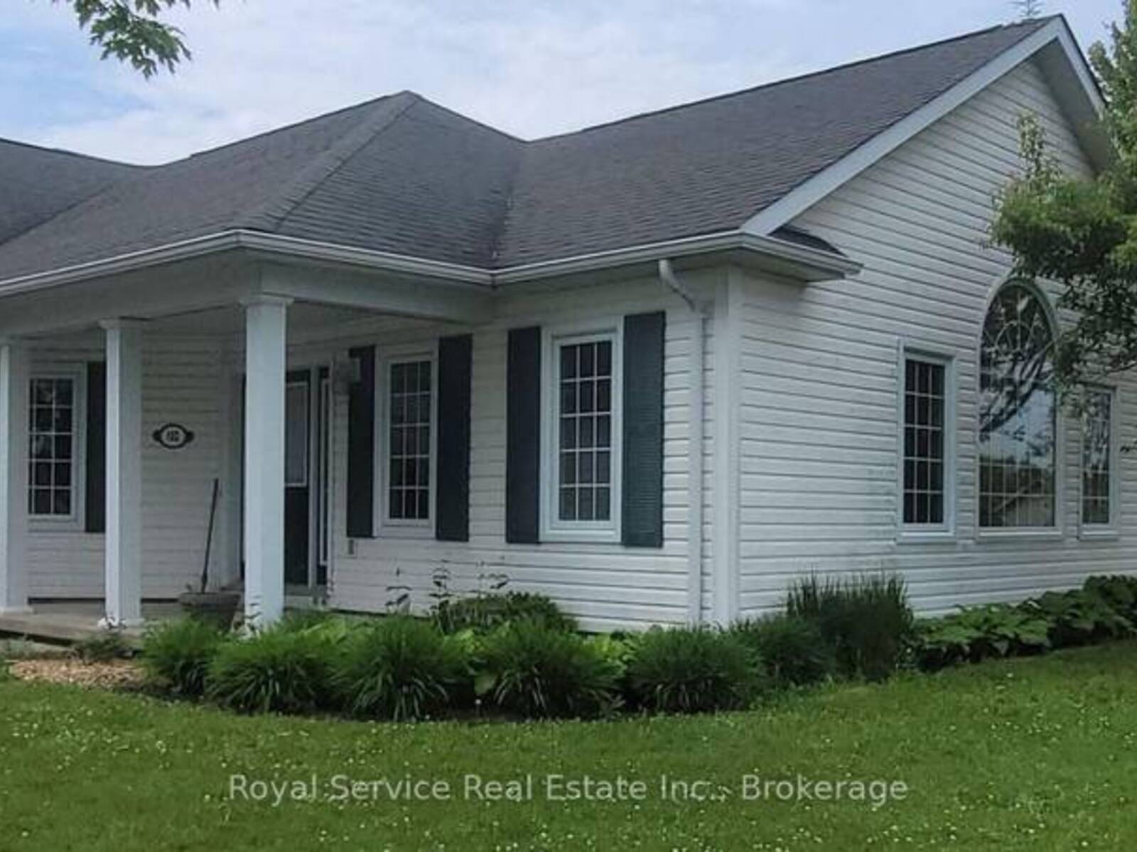 102 - 325 DENSMORE ROAD, Cobourg, Ontario K9A 0E4