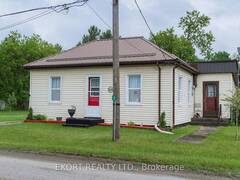 10 GLASTONBURY ROAD Addington Highlands Ontario, K0H 2G0