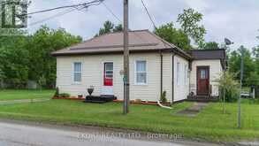 10 GLASTONBURY ROAD | Addington Highlands Ontario | Slide Image One
