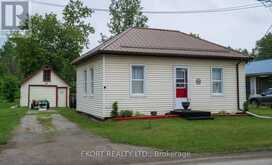 10 GLASTONBURY ROAD | Addington Highlands Ontario | Slide Image Four