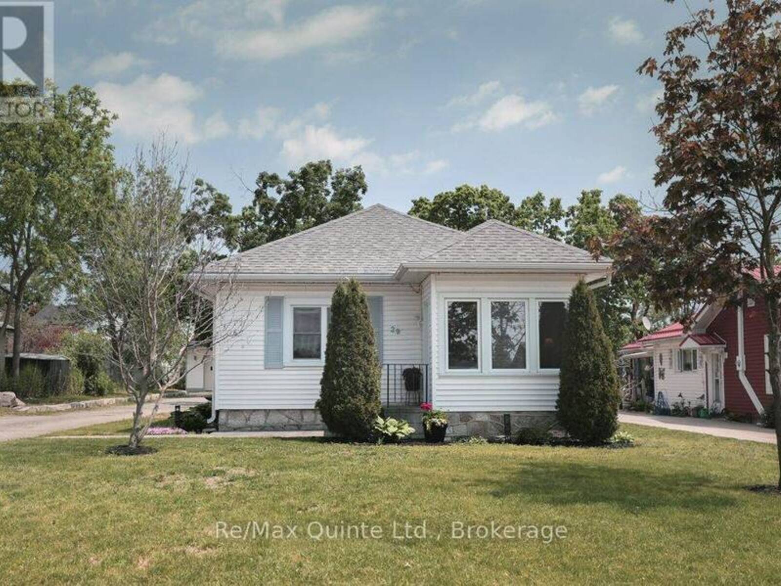 29 JOSEPH STREET, Bobcaygeon, Ontario K0M 1A0
