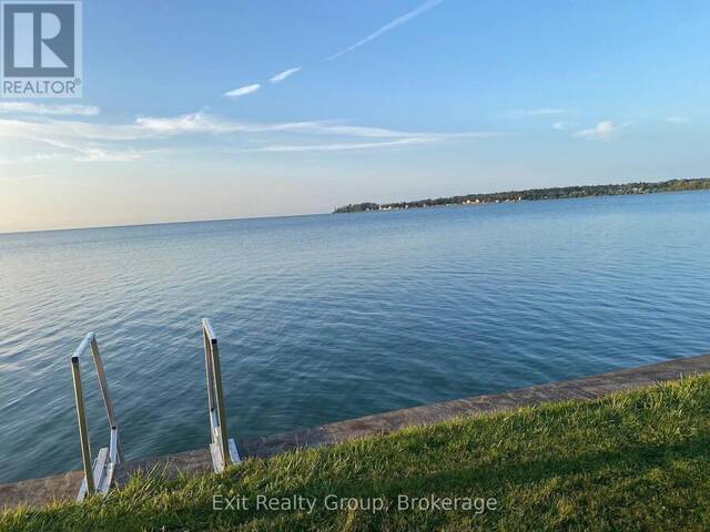 87 EVERGREEN LANE Brighton Ontario, K0K 1L0 - 3 Bedrooms Waterfront Home For sale