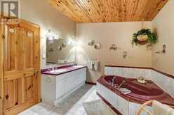 2077 MINK LAKE ROAD | Coe Hill Ontario | Slide Image Twelve