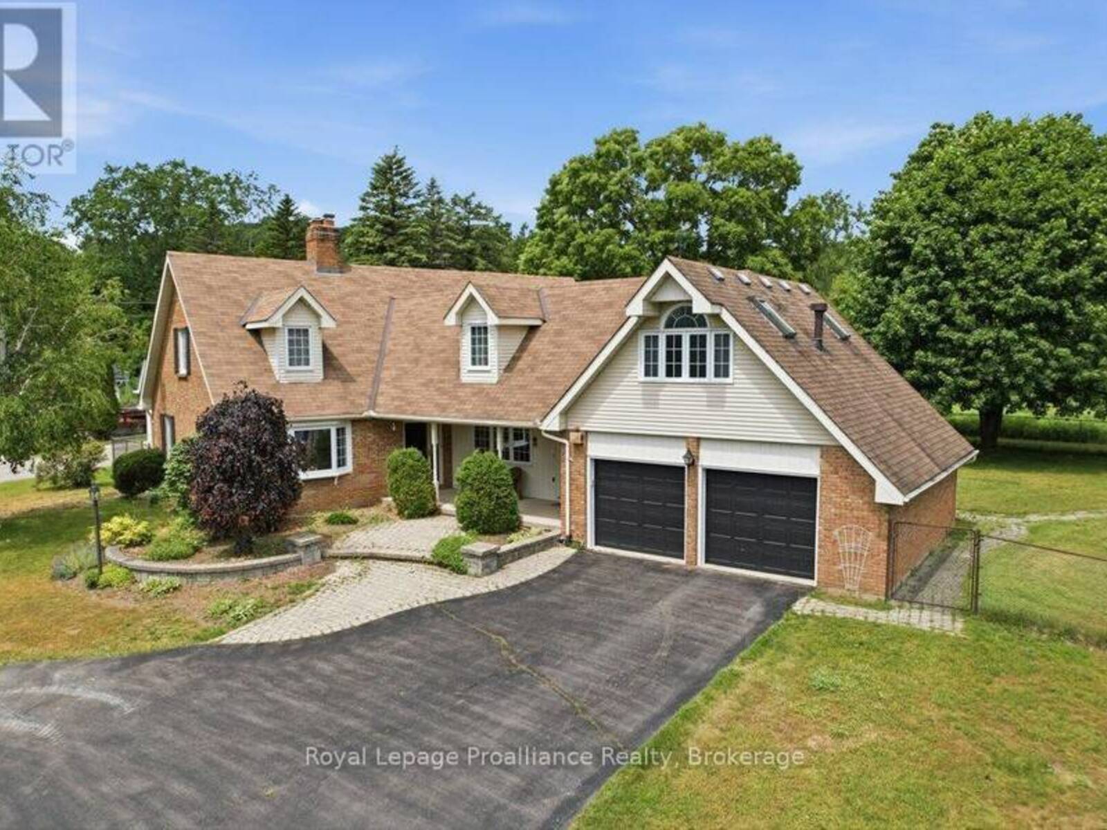 218 LOCK ROAD, Quinte West, Ontario K8V 5P6