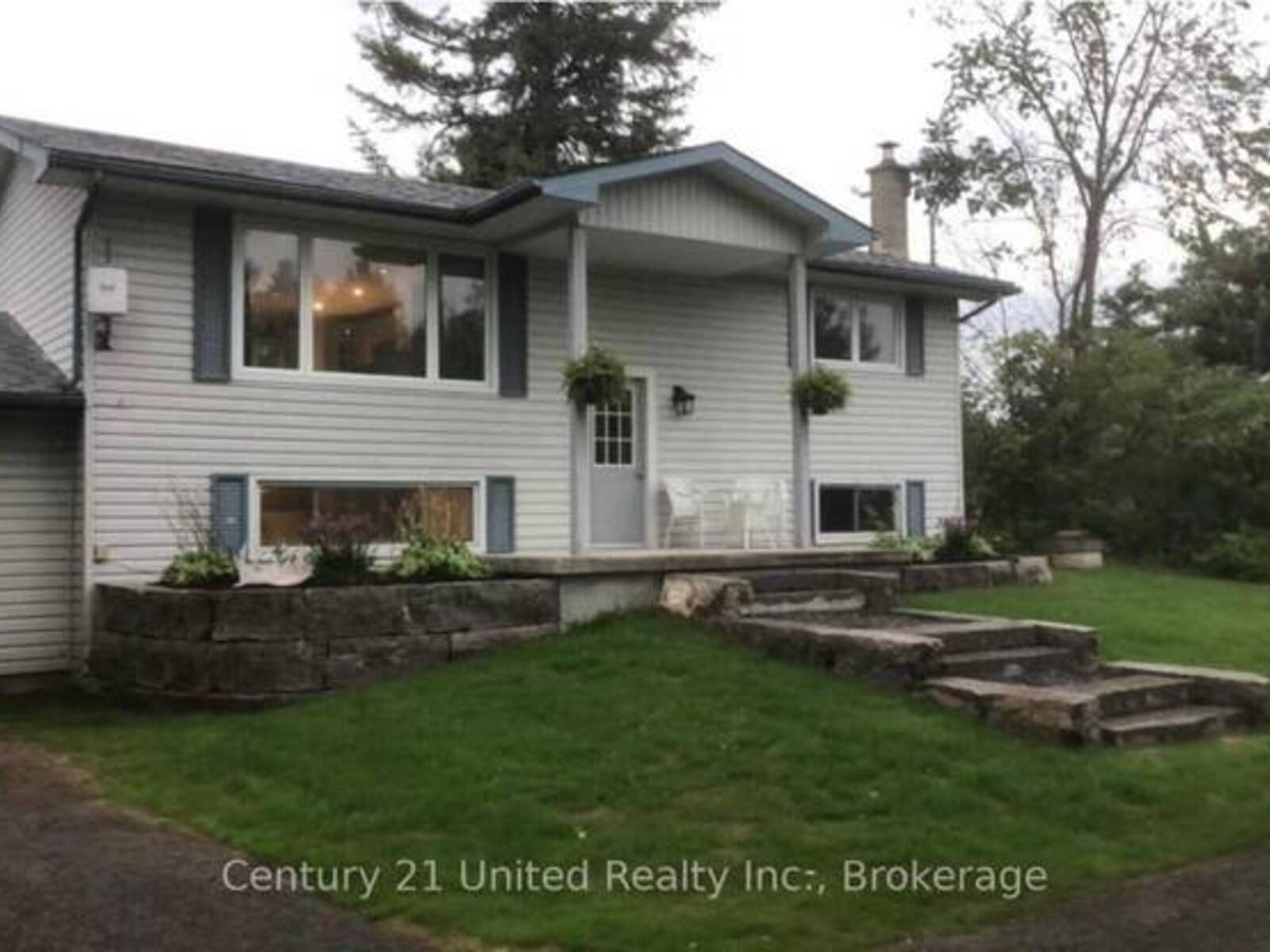2234 MCCRACKENS LANDING ROAD, North Kawartha, Ontario K0L 2H0