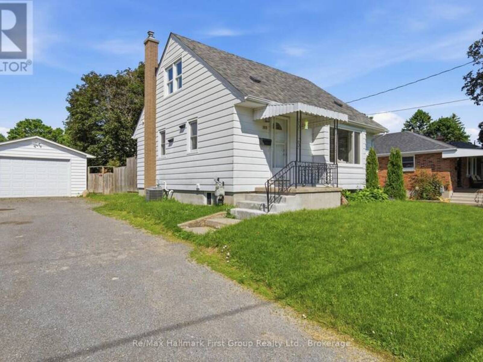 573 SINCLAIR STREET, Cobourg, Ontario K9A 2Y8