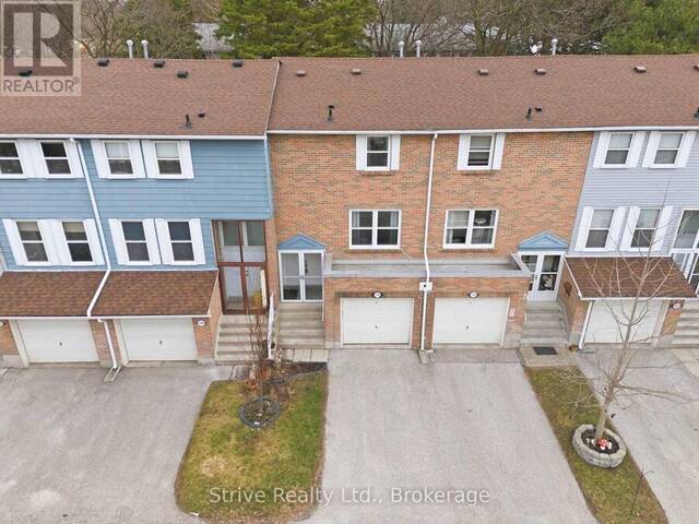 33 - 1718 JOHN STREET Markham Ontario, L3T 1Y9 - 3 Bedrooms Condo For Sale