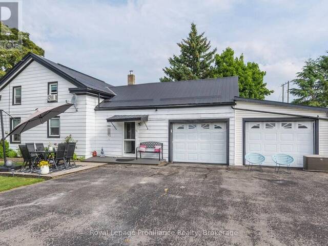 113 SOUTH TRENT STREET Quinte West Ontario, K0K 2C0 - 3 Bedrooms Waterfront Home For sale