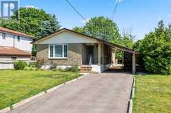 42 MEREDITH CRESCENT | Cobourg Ontario | Slide Image One