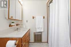 1074 HOLIDAY PARK DRIVE | Bracebridge Ontario | Slide Image Twenty-nine