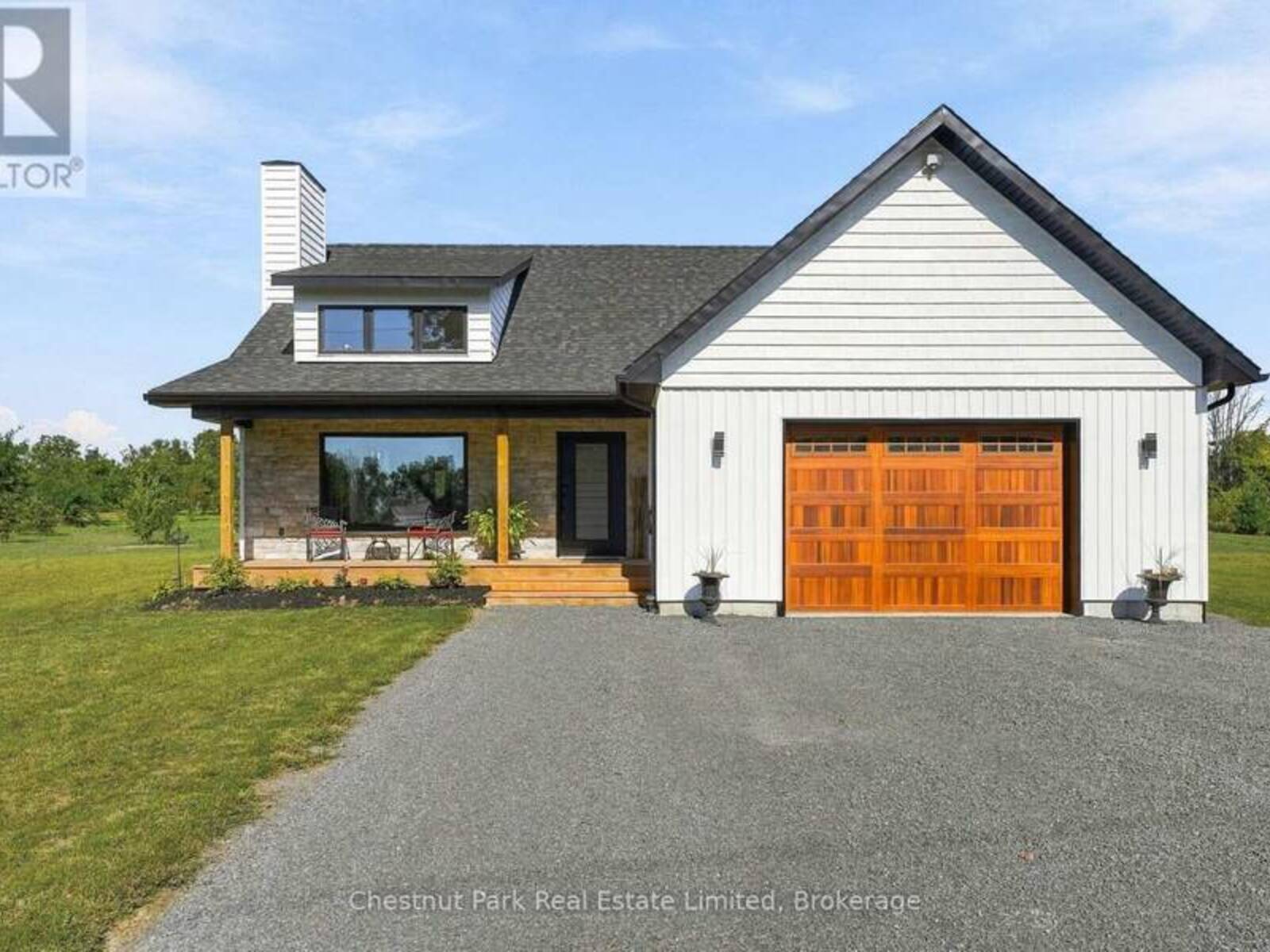 14 CAPTAINS DRIVE, Prince Edward, Ontario K0K 2T0