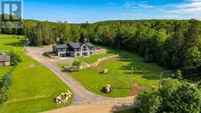 632 THE SOUTH ROAD | Coe Hill Ontario | Slide Image Eight