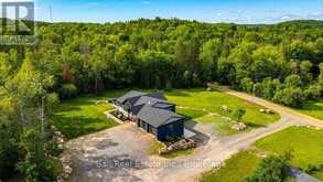632 THE SOUTH ROAD | Coe Hill Ontario | Slide Image Nine