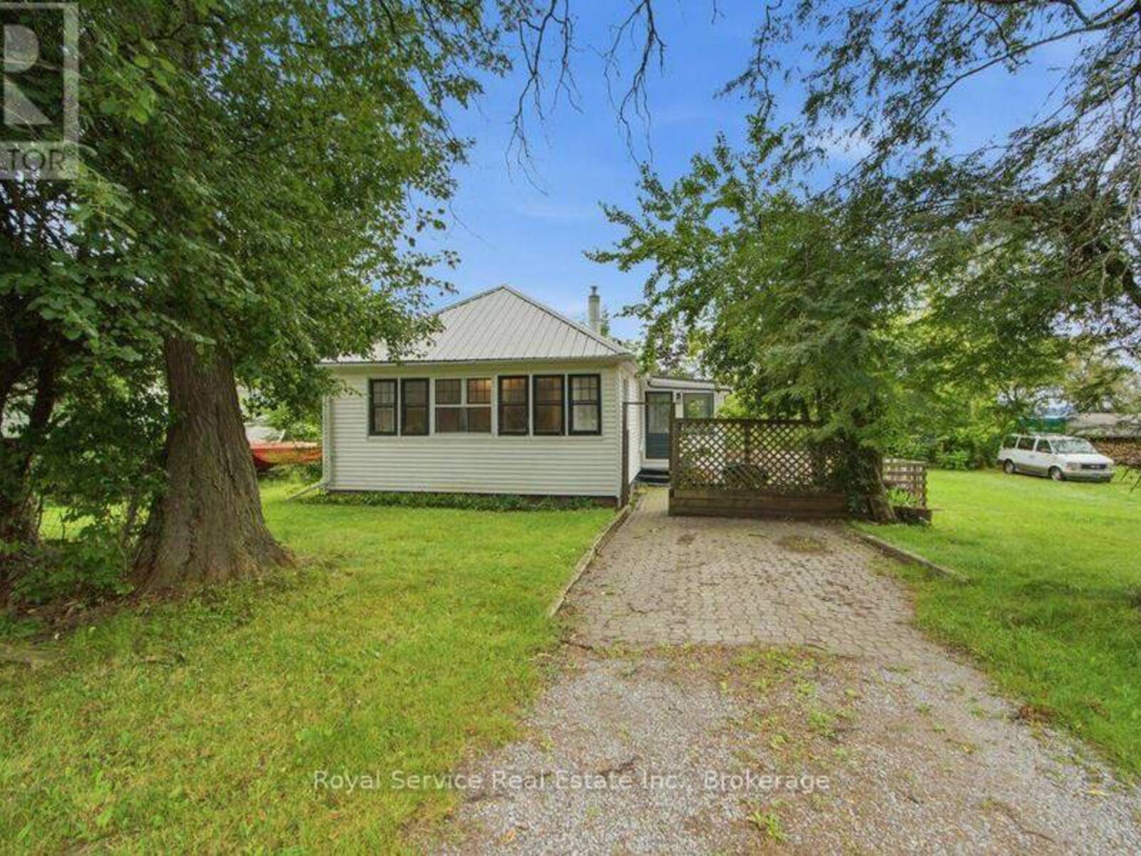 5418 LAKESHORE DRIVE, Harwood, Ontario K0K 2H0