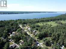 15 OAKWOOD DRIVE | Fenelon Falls Ontario | Slide Image Twenty-five