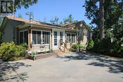 15 OAKWOOD DRIVE | Fenelon Falls Ontario | Slide Image One