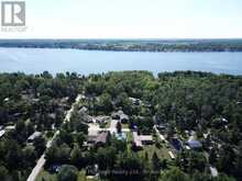15 OAKWOOD DRIVE | Fenelon Falls Ontario | Slide Image Twenty-six