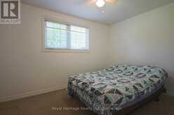 15 OAKWOOD DRIVE | Fenelon Falls Ontario | Slide Image Thirteen