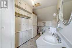 136 OLIVER'S ROAD | Bobcaygeon Ontario | Slide Image Thirty-two