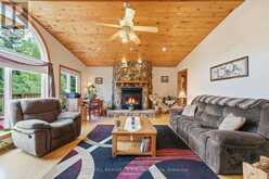 1833 EAGLE LAKE ROAD | Haliburton Ontario | Slide Image Twelve