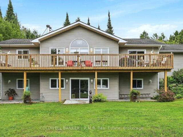 1833 EAGLE LAKE ROAD Haliburton Ontario, K0M 1S0 - 4 Bedrooms Waterfront Home For sale