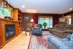 690 POST ROAD | Kawartha Lakes Ontario | Slide Image Nine