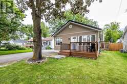 4 MAPLE STREET | Ajax Ontario | Slide Image One