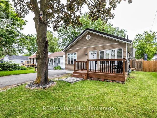 4 MAPLE STREET Ajax Ontario, L1S 1V6 - 2 Bedrooms Home For Sale