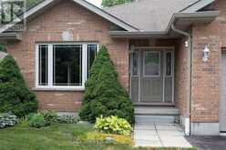 4 ALGONQUIN AVENUE | Brighton Ontario | Slide Image Four