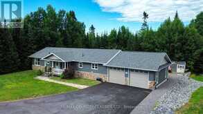 42 NICKLAUS DRIVE | Bancroft Ontario | Slide Image One