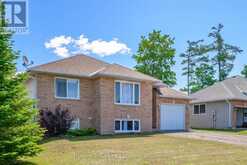 59 BIRCH CRESCENT | Bobcaygeon Ontario | Slide Image Three