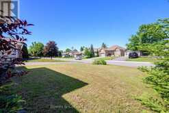 59 BIRCH CRESCENT | Bobcaygeon Ontario | Slide Image Six