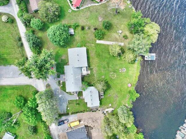 40 FIRE ROUTE 33 Havelock-Belmont-Methuen Ontario, K0L 1Z0 - 5 Bedrooms Waterfront Home For sale