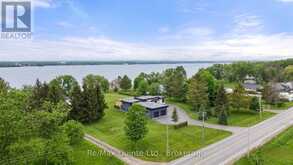 2528 COUNTY ROAD 3 | Prince Edward Ontario | Slide Image Three