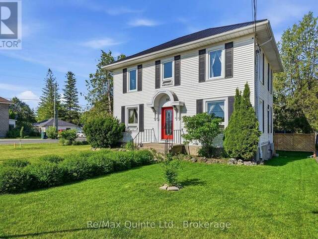39 TRENT STREET N Quinte West Ontario, K0K 2C0 - 3 Bedrooms Home For Sale