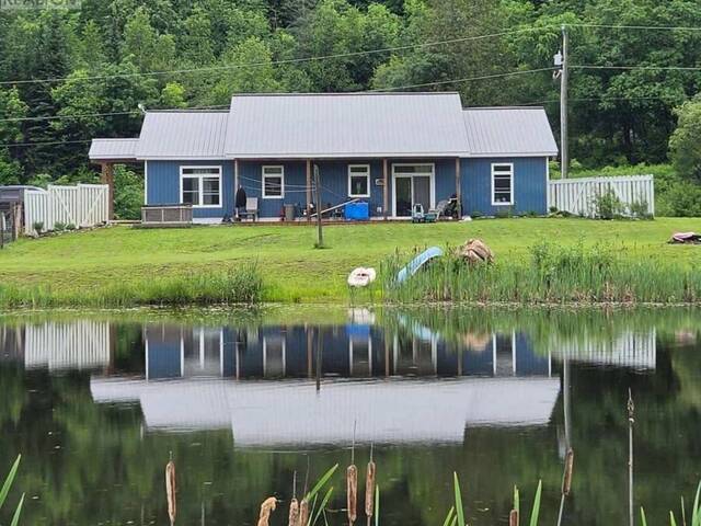 704 LAKEVIEW ROAD Bancroft Ontario, K0L 1C0 - 3 Bedrooms Home For Sale